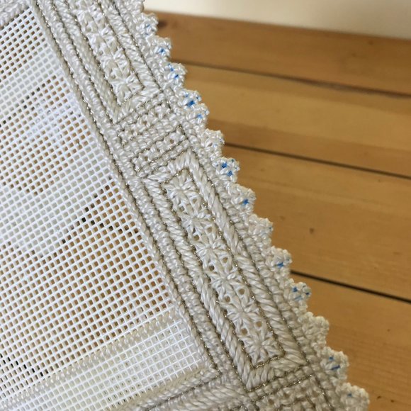 Needlepoint Hardanger Plastic Canvas Photo Frames 6.5x9" Set of 2 Hand Made - Picture 3 of 5